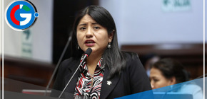 Nieves Limachi exhorta a los peruanos a elegir conscientemente a sus representantes