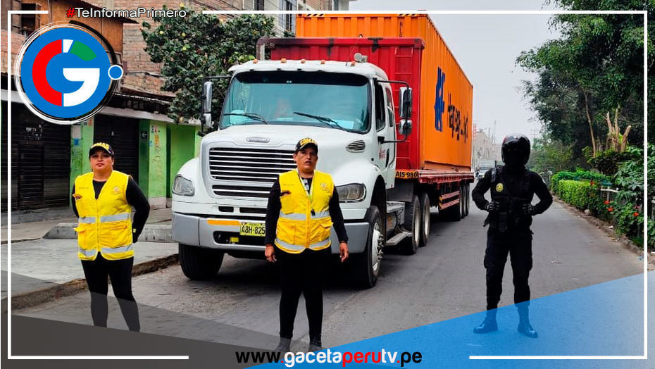 Operativo en Comas Interviene a 42 Vehículos de Carga