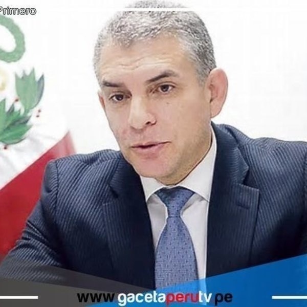 Rafael Vela es retirado por más de 8 meses por presuntas infracciones administrativas