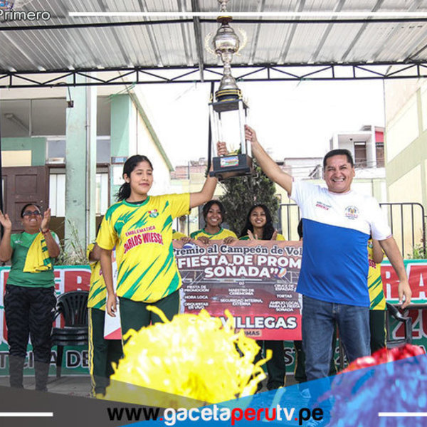 Alcalde de Comas Premia a Talentosos Estudiantes del Campeonato Interescolar 2023