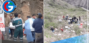 Veinte personas fallecieron en Áncash después de que un autobús se precipitara a un abismo