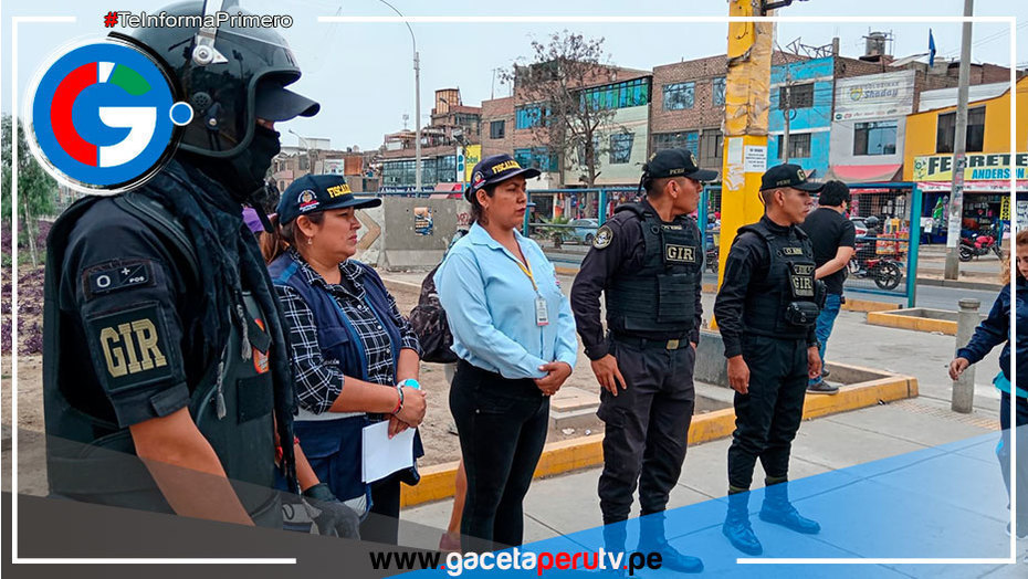 Fiscalizadores de Carabayllo Fallan en Controlar Comercio Ambulatorio en la Av. Universitaria