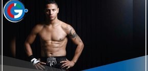 Jonathan Maicelo es denunciado por su actual pareja Samantha Batallanos