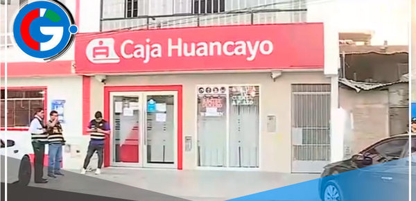Asaltan sede de Caja Huancayo en Villa El Salvador: Delincuentes escapan con más de 30 mil soles