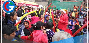 Alcalde de Comas y Presidente de SEDAPAL Brindan Alegría a Niños de Pasamayito con Regalos y Show Infantil