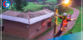 19,000 personas ya se benefician de 4 obras de electrificación rural
