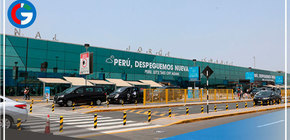 Taxistas dejarán y recogerán ordenadamente a pasajeros de aeropuerto Jorge Chávez