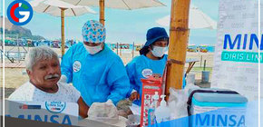 Implementan puntos de vacunación contra covid-19 en playas del sur de Lima