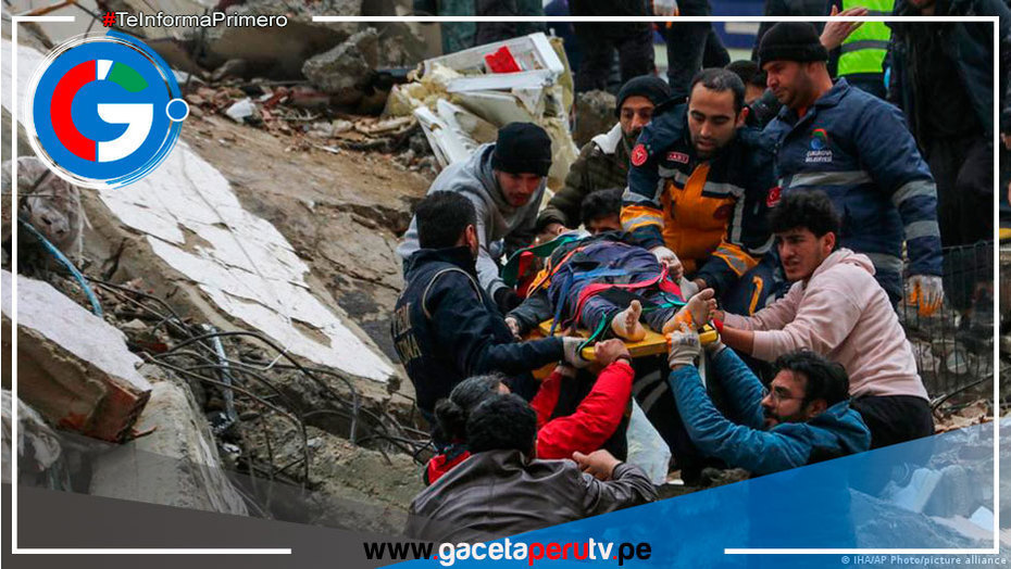Se elevó a más de 17 500 el número de muertes por terremotos en Turquía y Siria