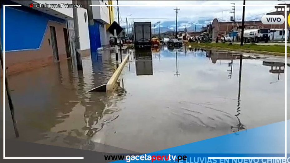Al menos 200 viviendas inundadas tras siete horas de lluvias en Nuevo Chimbote