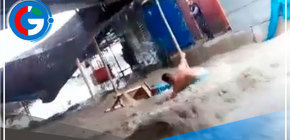 Más de 30 puestos de mercado fueron arrasados en Sullana tras lluvias intensas