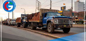 Denuncian comercio ambulatorio de ladrillos en avenida Tomás Valle 