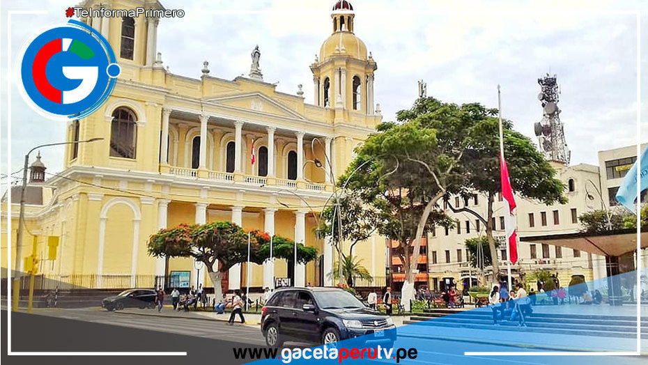Mujer fallece tras caer de techo en Chiclayo