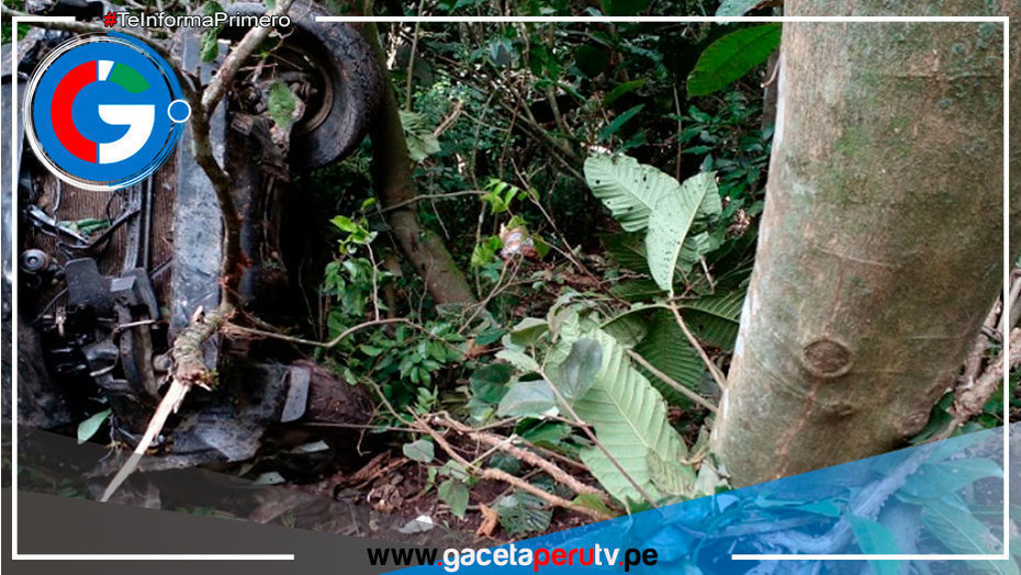 Volcadura de camioneta deja una mujer fallecida y 4 heridos en Ayacuhco