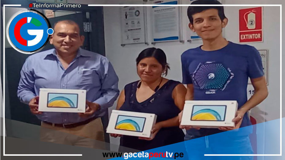 Continúan las donaciones de tablets a alumnos del Programa Social Beca 18