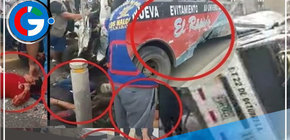 Plantón y protesta por semáforos malogrados en la Av. Universitaria en Comas