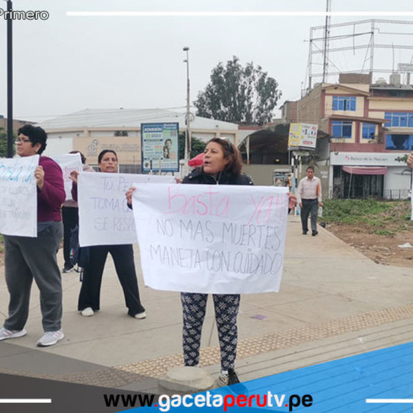 Vecinos de Carabayllo y Comas protestan contra Porki por siete muertes en la Av. Universitaria 
