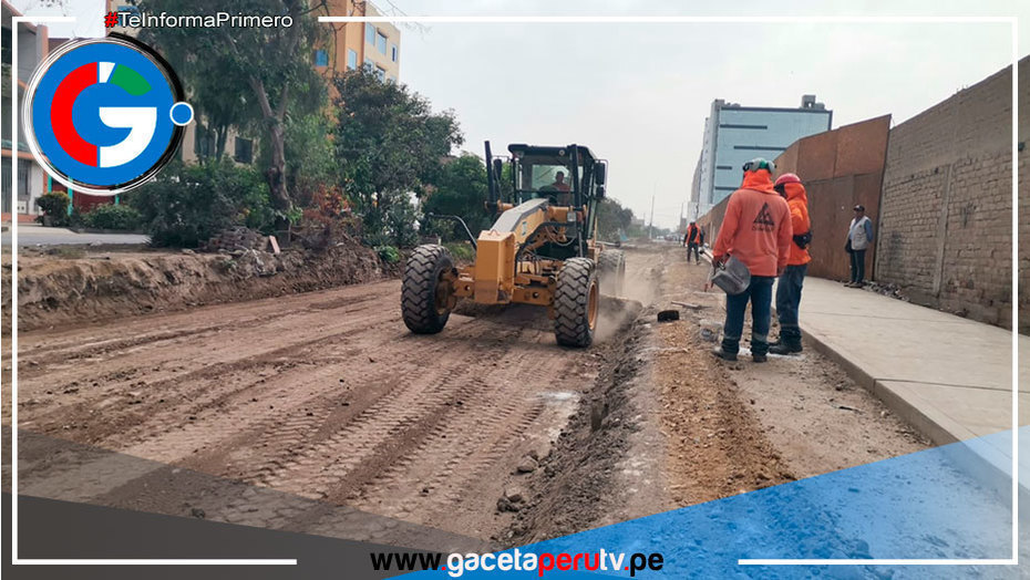 Inician construcción de 800 m. de pista en Av. República de Israel en Comas