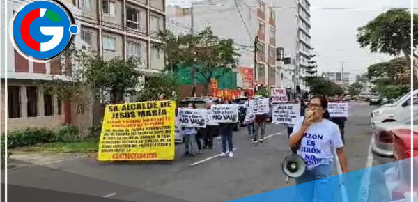 Vecinos de Jesús María acusan a construcción sobre adeñuarse calles