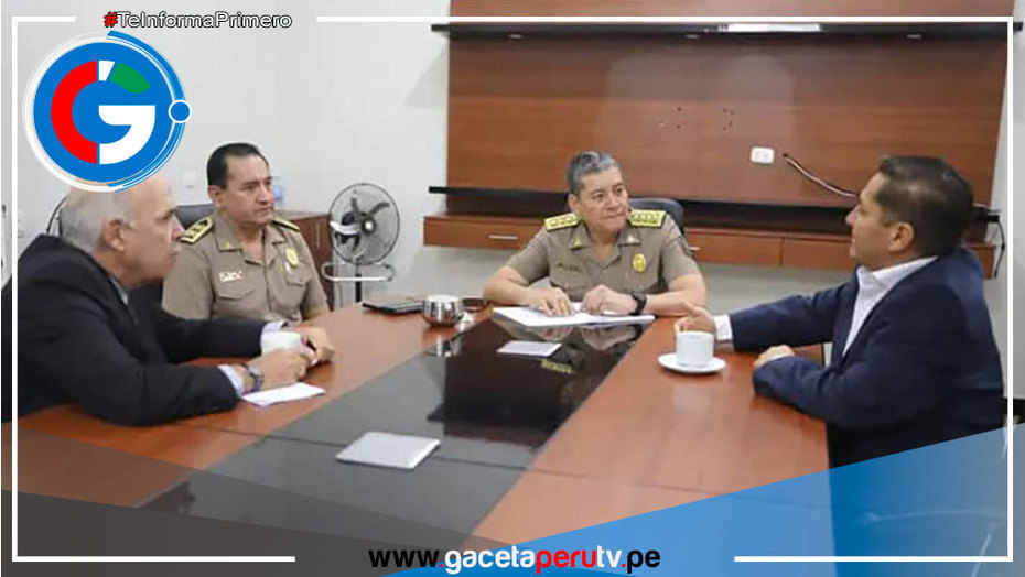 Alcalde Ulises Villegas fortalece la seguridad en el distrito de Comas junto a la PNP