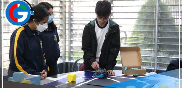 Chalaca gana concurso de robótica y viajará a la Nasa