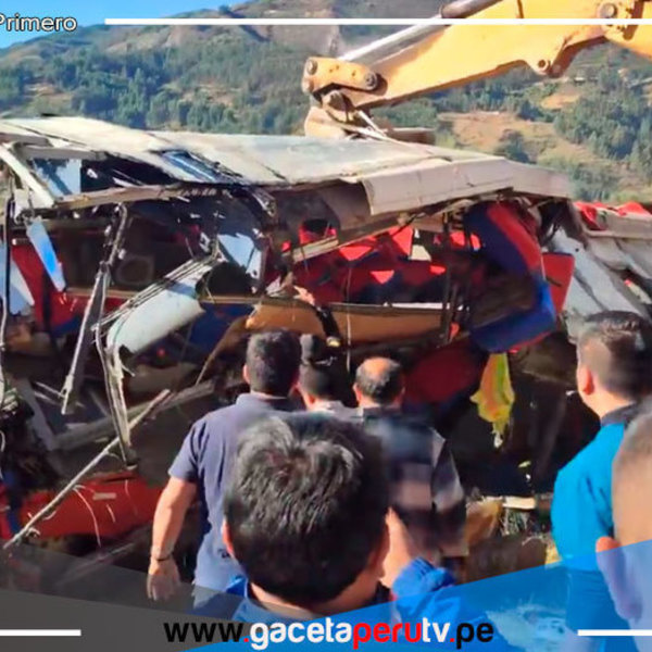 Tragedia en San Luis, Áncash: Al menos 12 fallecidos tras caída de bus a abismo de 100 metros