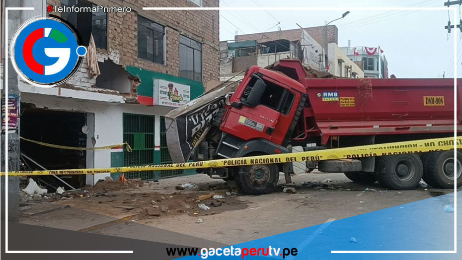 Despiste de volquete deja una mujer fallecida tras impactar contra vivienda en Chorrillos