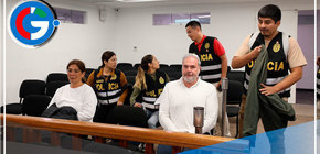 Periodista y empresaria pasan control de identidad tras detención preliminar por caso de corrupción (Video)