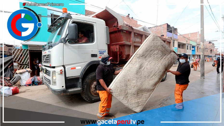 Municipalidad de Trujillo realiza campaña de limpieza de techos