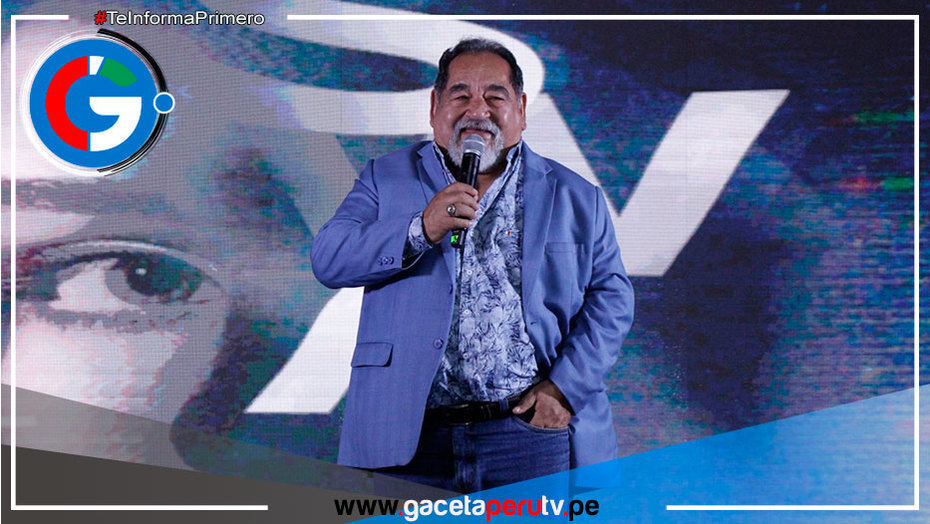 Ramón García recibe homenaje por trayectoria profesional
