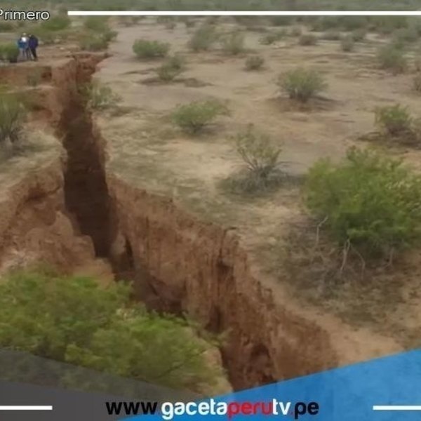 La tierra se abre en distintos lugares de Estados Unidos