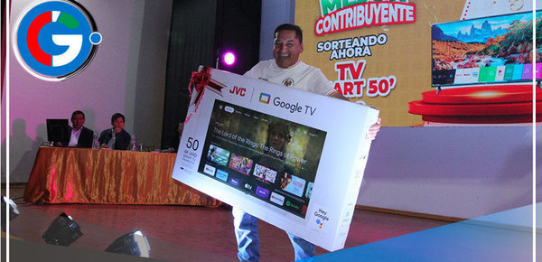Comas Premia a sus Buenos Contribuyentes con Televisores y Vales de Consumo