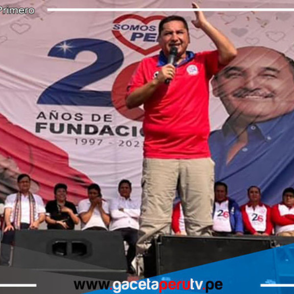 Alcalde Comas Ulises Villegas insta a la integridad en Somos Perú en su 26 aniversario