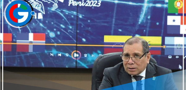 Expertos en Inteligencias artificiales, ciberdelito y robótica hacen exposición en feria judicial