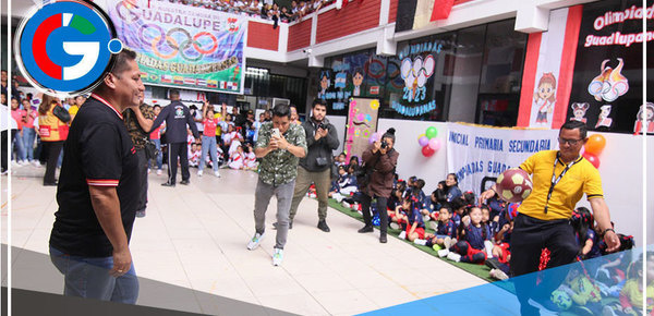 Alcalde de Comas, Ulises Villegas, Inaugura Olimpiadas Deportivas en Cinco Colegios del Distrito