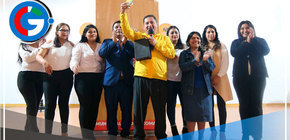 Federación de Auxiliares de la Educación Reconoce al Alcalde de Comas 