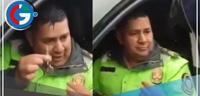 Agente policial causa accidente al impactar contra cuatro medidores de gas