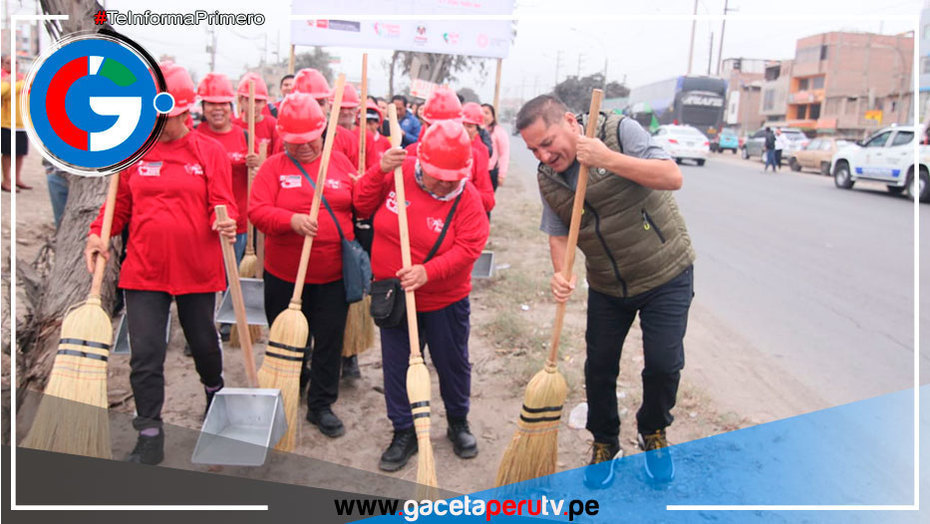 Alcalde de Comas activa programas de empleo temporal "LURAWI PERÚ" para beneficio de la comunidad