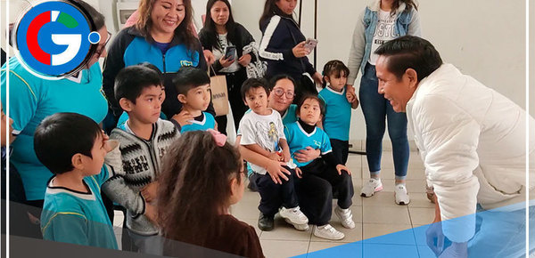 Alcalde de Santa Anita recibe con entusiasmo a niños del colegio Maranata de Ate