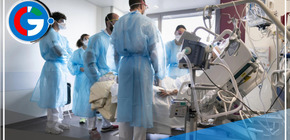 EE.UU. enfrenta un alza en hospitalizaciones y decesos relacionados con la COVID-19