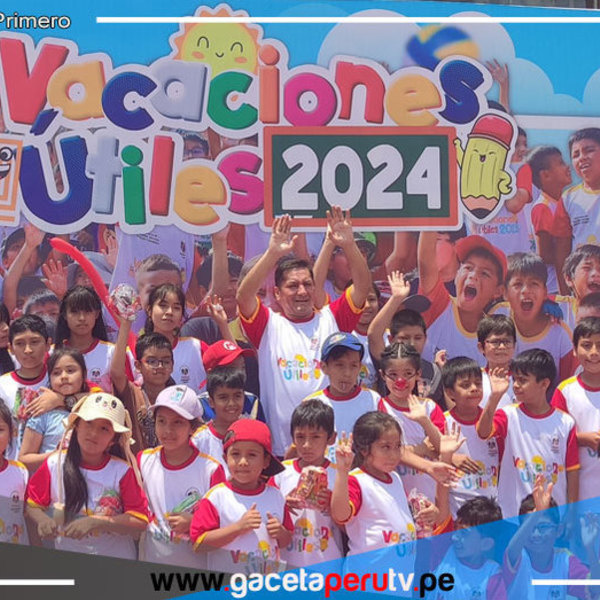 Alcalde de Comas Ulises Villegas Rojas Desata la Alegría en la Explanada del Centro Cívico con el Lanzamiento de Talleres de Verano