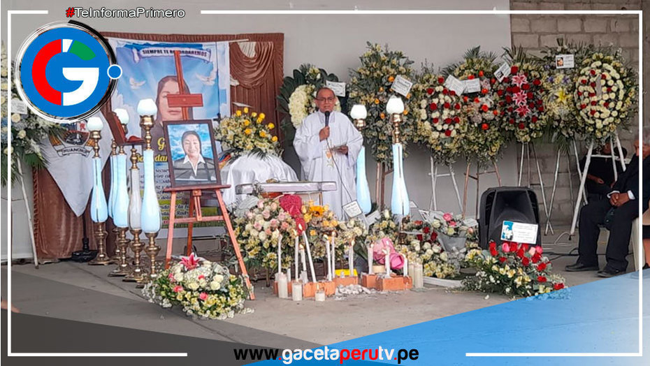 Trujillo: Dan el último adiós a regidora de Huanchaco