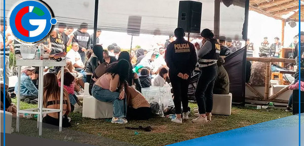 Policía detiene a 84 personas en fiesta con armas y drogas en Lurín