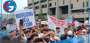 Comerciantes de Mesa Redonda protestan contra la Ley 31980