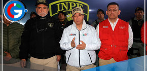 Ministro Arana lidera traslado de 13 internos de alta peligrosidad