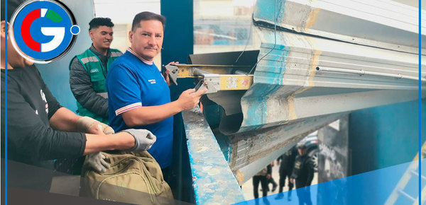 Desplome de calaminas en colegio Jorge Chávez Dartnel en Comas