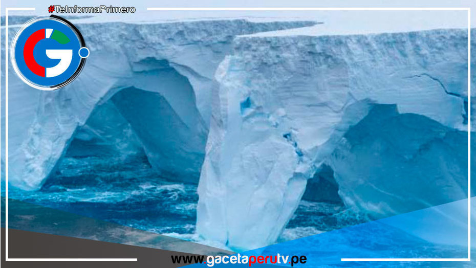 El iceberg más grande del mundo está a la deriva por el océano Antártico