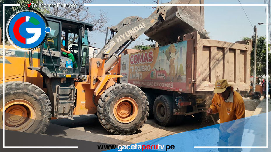 Personal y Maquinaria Municipal Trabajan para Transformar el Paisaje Urbano de Comas