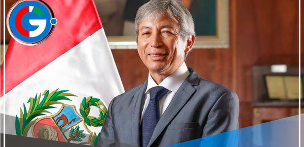 Ministro de Economía respalda propuesta de "Tasa Netflix"