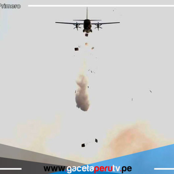 Áncash: Despliegan aeronaves para extinción de incendio en humedales de Villa María